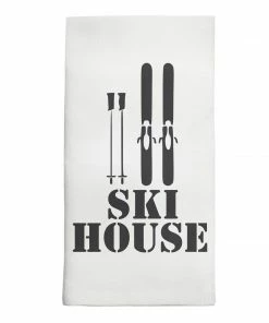 Rustic Marlin Ski House With Skis