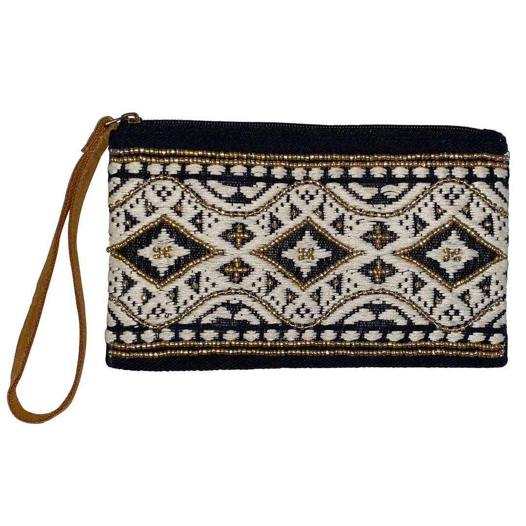 Best Pirce 🌟 Chloe & Lex Black White Beaded Wristlet ❤️ 1 Chloe & Lex Black White Beaded Wristlet